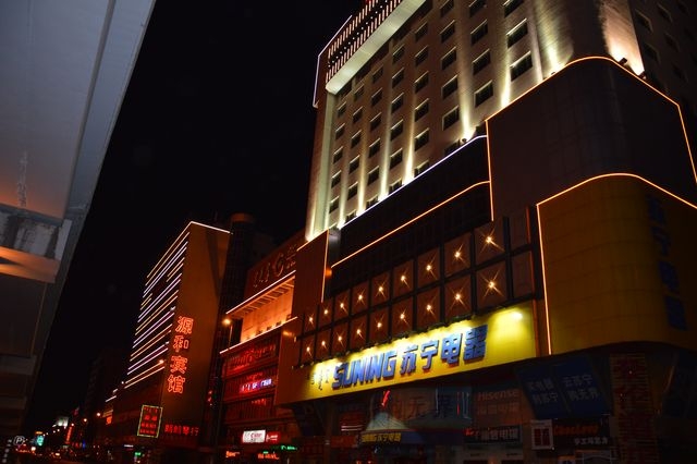 南京诺尔迅亮化工程LED户外亮化工程案例